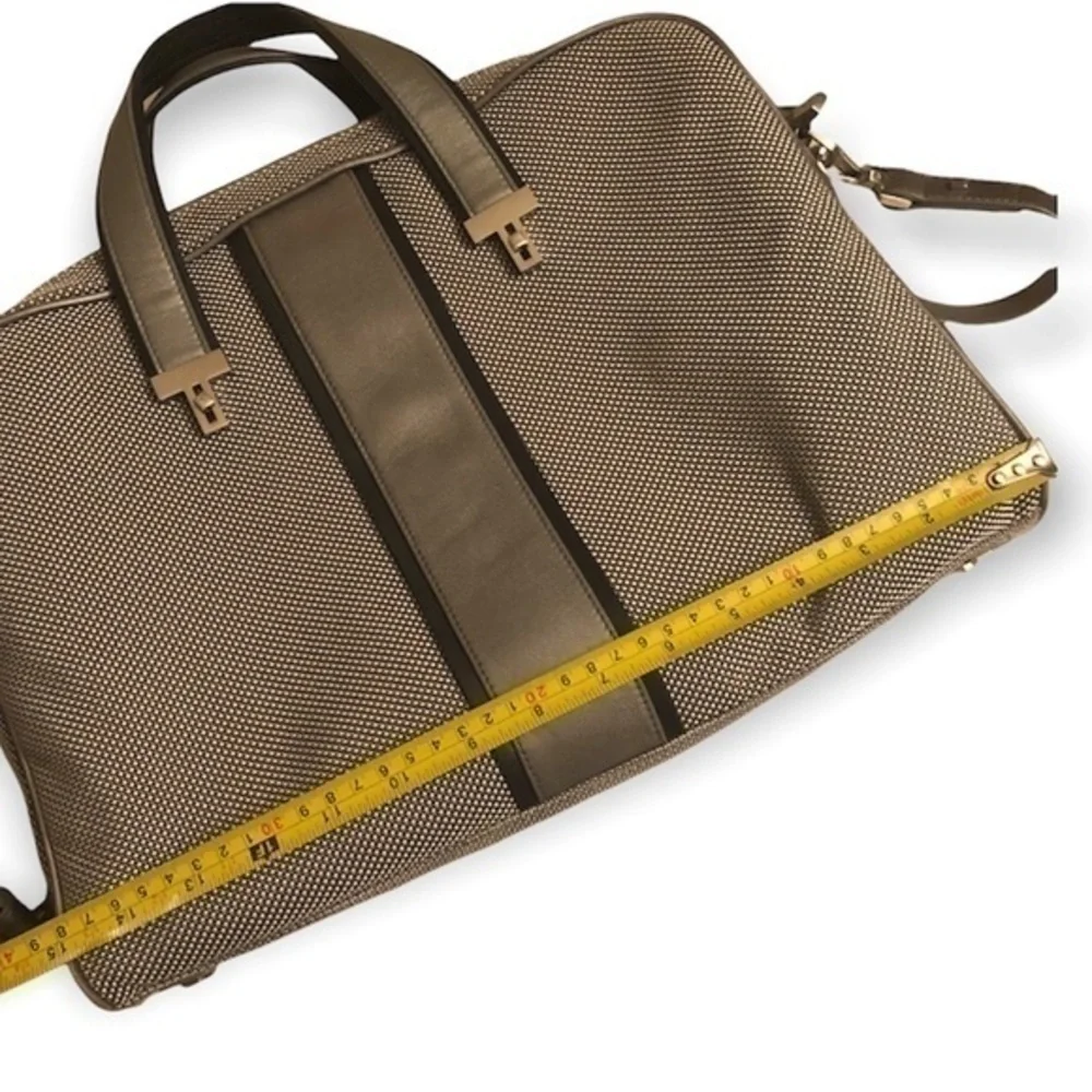 Tumi gray silver laptop briefcase business bag